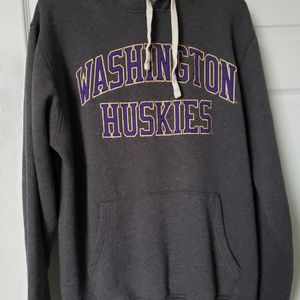 Pullover hoodie